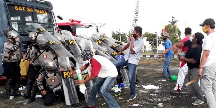 Polres Gumas Menggelar Simulasi Sispamkota Pilkada 2020