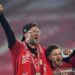Pelatih Liverpool Juergen Klopp merayakan gelar juara saat upacara penyerahan trofi Liga Inggris 2019-2020 di stadion Anfiled, Liverpool, Kamis (23/7/2020) dini hari. ANTARA FOTO/Pool via REUTERS/Paul Ellis/pras.