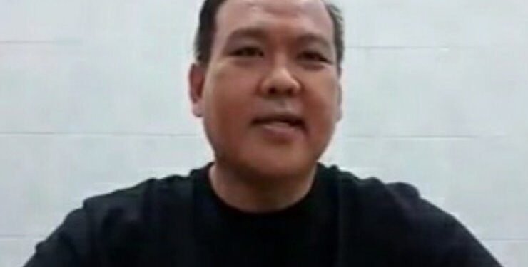Gambar tangkapan layar Wakil Direktur Bidang Pendidikan dan Kemitraan Rumah Sakit Doris Sylvanus (RSDS), dr Theodorus Sapta Atmadja dalam unggahan video menyampaikan kondisi kesehatan dirinya. (ANT)
