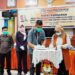 Ketua KPU Kotawaringin Timur Siti Fathonah Purnaningsih menandatangani berita acara penetapan pasangan calon peserta Pilkada Kotim, Rabu (23/9/2020). (ANT)