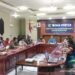 Pemkab Barsel bersama dengan Forkopimda serta SOPD terkait sedang melaksanakan rapat membahas perbup penerapan disiplin dan penegakan hukum protokol kesehatan dalam pencegahan dan pengendalian COVID-19, di Buntok, Jumat (18/9). (ANT)