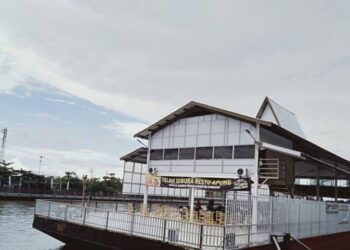 Peresmian restoran terapung di Banjarmasin.(ANT)