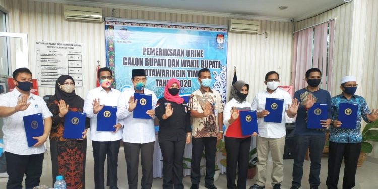 TES NARKOTIKA:Empat bakal paslon di Pilkada Bupati dan Wakil Bupati Kotim berada di Kantor BNNP Kalteng untuk mengikuti tes urine atau narkotika sebagai salah satu syarat,Rabu (9/9/2020).