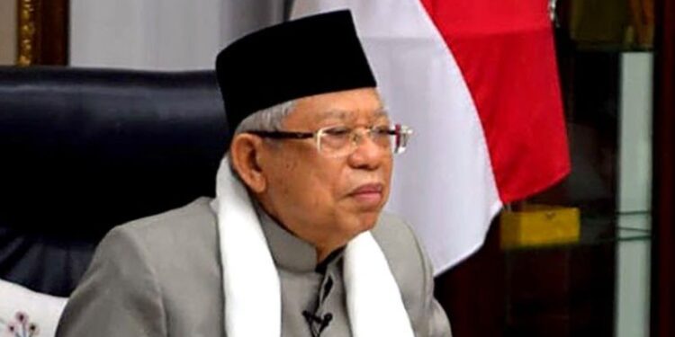 Wakil Presiden (Wapres) K. H. Ma’ruf Amin pada acara Haul ke-39 Al-Maghfurlah (semoga diampuni) K. H. Abd. Hamid bin Abdullah bin Umar melalui konferensi video dari kediaman resmi Wapres, Jalan Diponegoro No.2, Jakarta, Senin (26/10/2020). (ANT/IST)