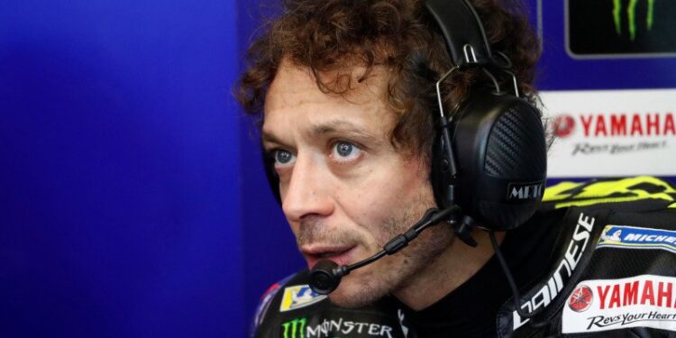 Pebalap tim Monster Energy Yamaha Valentino Rossi jelang kualifikasi Grand Prix Prancis di Le Mans, (10/10/2020). (ANT/IST)