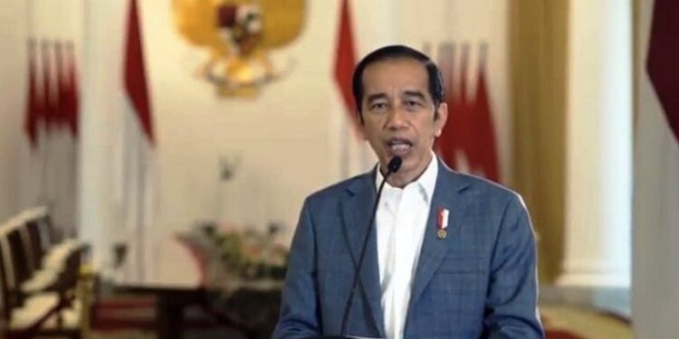 Jokowi Harap Muhammadiyah Ikut Perangi Hoaks Vaksin COVID-19
