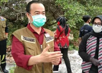 Bupati Seruyan Yulhaidir bersama Wakil Bupati Seruyan Iswanti di Kuala Pembuang(15/5/2020). (ANT)