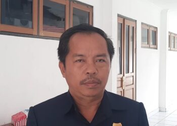 Anggota DPRD Kabupaten Gunung Mas, Polie L Mihing.