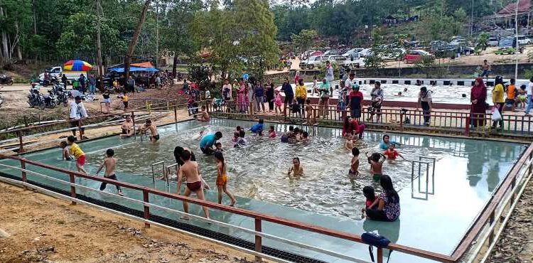 Pengunjung Tahura Lapak Jaru sebelum terjadinya pandemi COVID-19. (Foto : DLHKP Gumas)