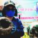 Ketua DPRD Kotawaringin Timur Rinie mengikuti panen perdana porang milik petani di Jalan Jenderal Sudirman km 15 Sampit, Sabtu (24/4/2021). (ANT/IST)