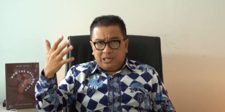 Tangkapan layar – Helmy Yahya saat menyebut olahragawan Indonesia terbaik versi dirinya, pada kalan Youtube Helmi Yahya Bicara