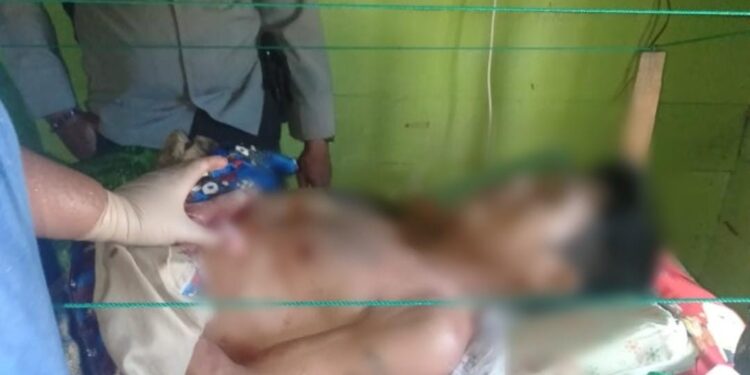 Mayat ON, korban yang diduga ditikam oleh HT. (IST)
