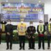 Ketua Umum Majelis Pekerja Harian Sinode GKE Pdt. Dr. Simpon F. Lion, M.Th bersama Bupati Gumas Jaya S Monong, Bupati Murung Raya Perdie M Yoseph, Ketua Panitia Sinode Umum ke XXIV GKE di Kuala Kurun Rony Karlos, dan lainnya berfoto bersama usai penutupan Sinode Umum ke XXIV GKE, di Gedung Christian Center Kalawa Kuala Kurun, Jumat (9/7/2021). (HO-Diskominfosantik Kabupaten Gumas)