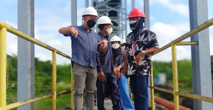 Ketua Komisi IV DPRD Kotawaringin Timur Muhammad Kurniawan Anwar bersama anggotanya memantau aktivitas sejumlah tersus dan TUKS, Rabu (21/7/2021) lalu. ANT/IST