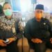 Wakil Ketua DPRD Kotawaringin Timur Rudianur bersama Pelaksana Tugas Kepala Dinas Kesehatan Umar Kaderi saat memantau vaksinasi COVID-19 secara massal di atrium Citimall Sampit, Kamis (22/7/2021).(ANT/IST)