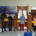 Suasana penyaluran BLT DD di Desa Dahian Tambuk, beberapa waktu lalu. (IST)