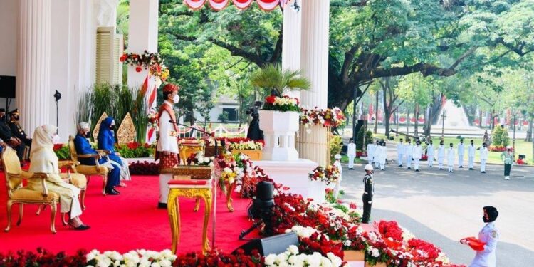 Suasana Upacara HUT ke-76 Kemerdekaan RI, di Istana Negara, Selasa (17/8/2021). (Foto : Facebook Joko Widodo)