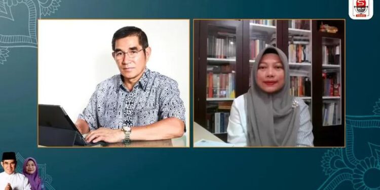 Pakar hukum tata negara Dr. H. Hamdan Zoelva, S.H., M.H. (kiri) ketika tampil dalam Kajian Islam dan Konstitusi bertema "Menyoal Wacana Pemilu 2024 Diundur ke 2027" yang disiarkan melalui YouTube Salam Radio Channel, Selasa (24/8/2021). (MASAPNEWS/ANT/Tangkapan layar)