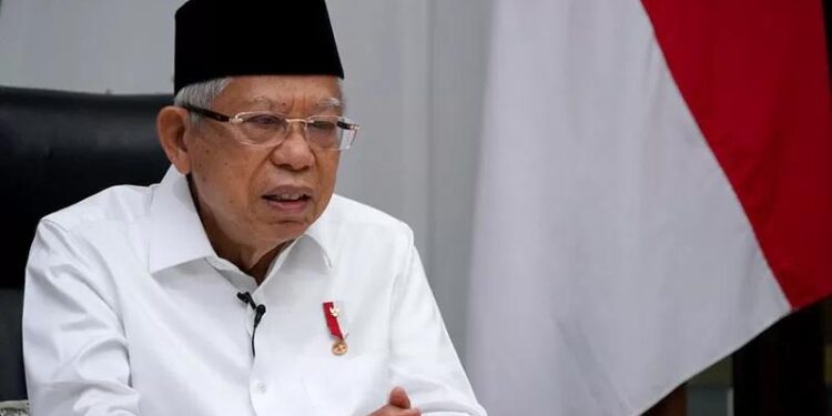 Wakil Presiden Ma’ruf Amin memberikan sambutan di acara Studium Generale Universitas Nahdlatul Ulama Surabaya melalui konferensi video dari kediaman resmi wapres di Jakarta, Sabtu (28/8/2021). (MASAPNEWS/ANT/HO-Asdep KIP Setwapres)