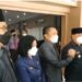 Ketua Fraksi PAN Dadang Siswanto serta dua anggota fraksinya yaitu Hairis Salamad dan Ardiansyah, berfoto bersama Bupati Halikinnor dan Ketua DPRD Rinie usai menyampaikan dukungan terbuka Fraksi PAN terhadap upaya pemerintah kabupaten dalam menangani pandemi COVID-19, Senin (6/9/2021). ANT/IST/Norjani