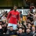 Suporter Manchester United antusias menyambut keputusan Cristiano Ronaldo bergabung dengan Setan Merah setelah pertandingan Liga Inggris Wolverhampton Wanderers vs Manchester United di Molineux Stadium, Wolverhampton, Inggris (29/8/2021). FOTO/Action Images via Reuters/Carl Recine/aww.