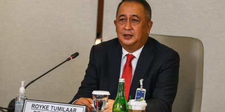 Direktur Utama BNI Royke Tumilaar menyampaikan paparan kinerja BNI Smester I 2021 di Jakarta, Senin (16/8/2021). (MASAPNEWS/ANT/Rivan Awal Lingga)