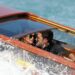Jennifer Lopez dan Ben Affleck tiba di Venesia sehari sebelum penayangan The Last Duel" di Italia, 9 September 2021. (REUTERS/YARA NARDI)