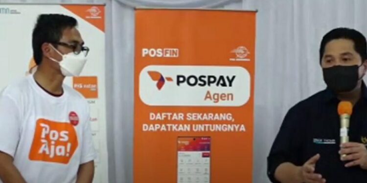 Menteri BUMN Erick Thohir (kanan) dan Direktur Utama Pos Indonesia Faizal Rochmad Djoemadi dalam acara diskusi di Kantor Pos Indonesia Bogor, Jawa Barat pada Sabtu (11/9/2021). (MASAPNEWS/ANT/Tangkapan layar/YouTube Pos Indonesia)