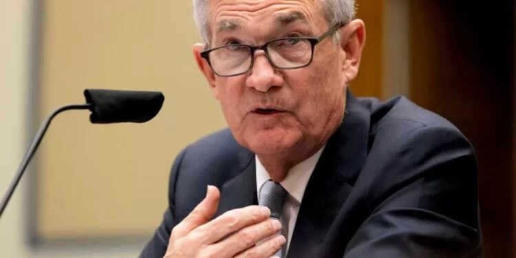 Foto Dokumen: Ketua Federal Reserve Jerome Powell bersaksi selama dengar pendapat Subkomite Pengawasan dan Reformasi DPR AS tentang krisis virus corona, di Capitol Hill di Washington, AS, 22 Juni 2021. (Graeme Jennings/Pool via REUTERS)