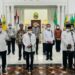 Wakil Presiden Ma'ruf Amin usai memimpin rapat kerja tentang Percepatan Penanggulangan Kemiskinan Ekstrem di Kantor Gubernur Jawa Barat, di Bandung, Rabu (29/9/2021). (MASAPNEWS/ANT/HO-BPMI Setwapres)