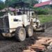 PT HPL melakukan perbaikan ruas jalan Trans Kalimantan Palangka Raya – Kuala Kurun, tepatnya di Desa Tanjung Karitak, Kecamatan Sepang, Kabupaten Gunung Mas, baru-baru ini.