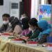 Para tenaga pendidik saat mengikuti sosialisasi strategi optimalisasi kinerja di aula Kantor Kecamatan Bulik, belum lama ini