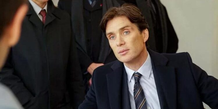 Aktor Cillian Murphy berperan dalam film "Anna" (2019) karya sutradara Luc Besson. (MASAPNEWS/Foto oleh Shanna Besson)
