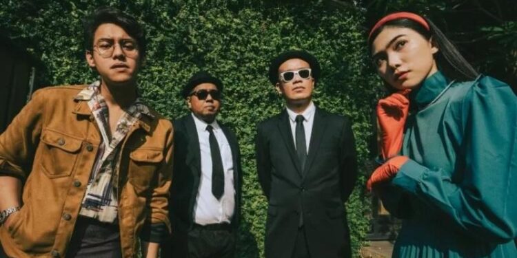 Musisi Ardhito Pramono, Diskoria dan Isyana Sarasvati persembahkan lagu "Yth: NAIF" (MASAPNEWS/HO)