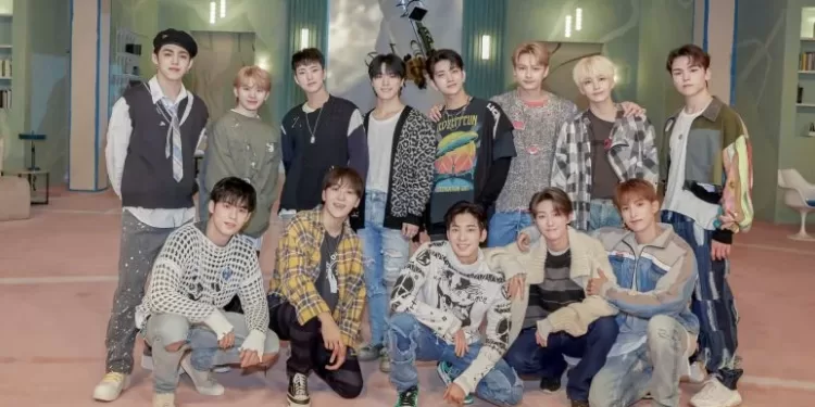 Grup K-Pop SEVENTEEN (MASAPNEWS/Twitter @pledis_17)