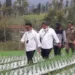 Menteri Pertanian Syahrul Yasin Limpo meninjau tanaman bawang merah sistem "food estate" di Kecamatan Bansari, Kabupaten Temanggung, Kamis (18/11/2021). (MASAPNEWS/ANT)