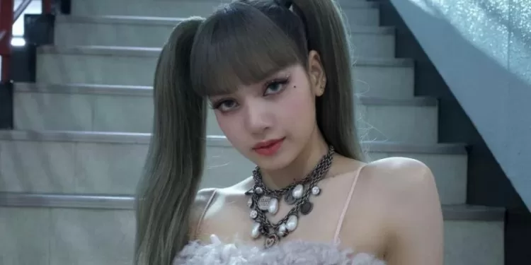 Lisa BLACKPINK cetak rekor baru duduki tangga lagu Inggris empat pekan berturut- turut. (MASAPNEWS/ANT/HO-instagram @lalalisa_m)