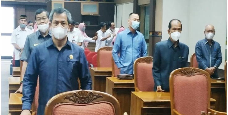 Anggota Komisi I DPRD Kabupaten Kotawaringin Timur, Parningotan Lumban Gaol (kiri). ANT/IST