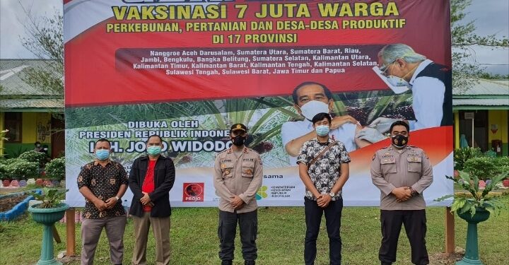 Projo dan GAPKI Gencarkan Percepatan Vaksinasi di Kalteng