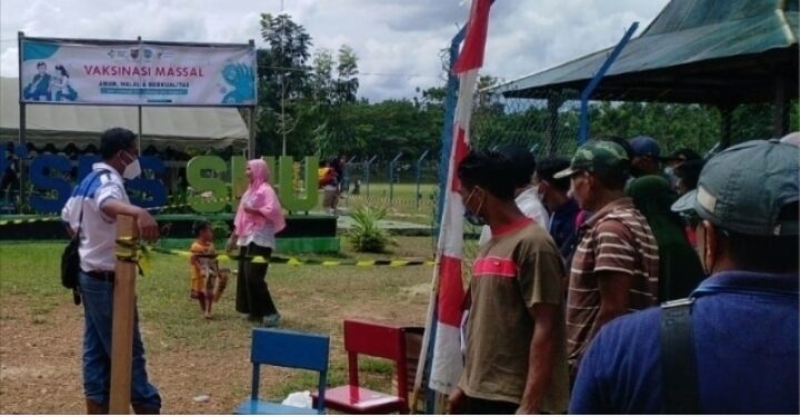 Projo Gelar Vaksinasi Massal, Sasar Karyawan Kebun dan Warga Desa