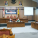 Ketua Bapemperda DPRD Kotawaringin Timur Handoyo J Wibowo didampingi Wakil Ketua Bapemperda Darmawati memimpin rapat persiapan pembahasan raperda 2022, Senin (8/11/2021). (ANT)