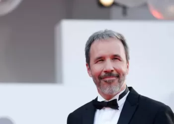 Sutradara Denis Villeneuve berpose saat menghadiri Festival Film Venesia ke-78 untuk pemutaran film "Dune" di Venesia, Italia, 3 September 2021. (REUTERS/Yara Nardi)