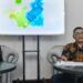 Direktur Survey and Polling Indonesia Igor Dirgantara (kanan) memaparkan hasil survei bertajuk Preferensi Publik Tentang Kepemimpinan Nasional 2024-2029, yang disiarkan di platform Zoom Meeting, Minggu (19/12/2021). (MASAPNEWS/ANT/HO-SPIN)