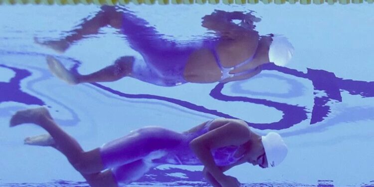 Arsip foto - Perenang Indonesia Azzahra Permatahani melaju pada babak penyisihan nomor Gaya Dada Putri 100 meter Asian Games ke-18 Tahun 2018 di Aquatic Center, Gelora Bung Karno, Jakarta, Minggu (19/8/2018). (MASAPNEWS/ANT/INASGOC)