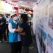 Menteri BUMN Erick Thohir (kiri) memeluk seorang perwakilan ODHA dari Kelompok Dukungan Sebaya Sekar Jempiring Bali, yang memperoleh bantuan dari PT PLN (Persero). (MASAPNEWS/ANT/HO-PLN)