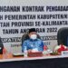 Ketua DPRD Kotawaringin Timur Rinie bersama Bupati Halikinnor dan Sekretaris Daerah Fajrurrahman saat mengikuti "kick off" penandatanganan kontrak pengadaan barang dan jasa yang menandai dimulainya kegiatan tahun anggaran 2022 yang dilaksanakan serentak. (ANT)
