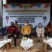 Bupati Gumas Jaya S Monong bersama Ketua DPRD Gumas Akerman Sahidar, Kepala DPKP Gumas Hansli Gonak, dan lainnya saat peresmian LPM di Desa Tumbang Kuayan, Kecamatan Rungan Barat, Jumat (14/1/2022). (IST)