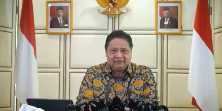 Menteri Koordinator Bidang Perekonomian Airlangga Hartarto dalam acara “Standard Chartered Global Research Briefing 2022” secara virtual, Rabu (12/1/2022). (MASAPNEWS/ANT/HO-Kemenko Perekonomian)