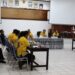 Sekda Gumas Yansiterson (tengah) saat memimpin rapat pembahasan produk unggulan di aula Bappedalitbang kabupaten setempat, Kamis (20/1/2022). (Diskominfosantik Gumas)