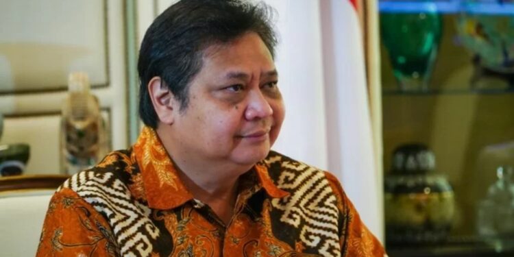 Menteri Koordinator Bidang Perekonomian Airlangga Hartarto pada Webinar Nasional G20 yang membahas transisi energi dengan tajuk Menuju Pembangunan Berkelanjutan, di Jakarta, Kamis (17/2/2022) (MASAPNEWS/ANT/HO-Kemenko Perekonomian)